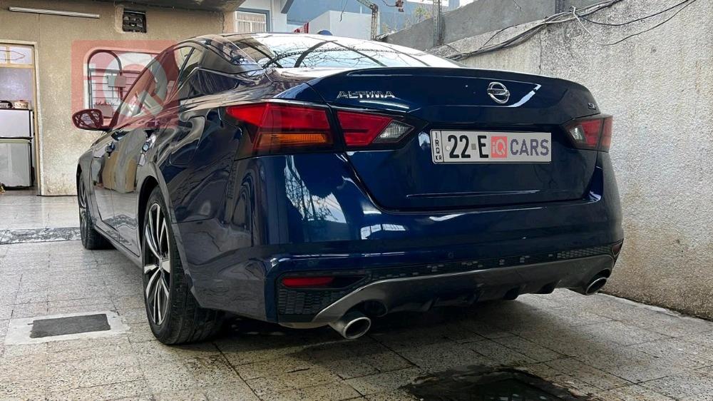 نیسان ئەلتیما